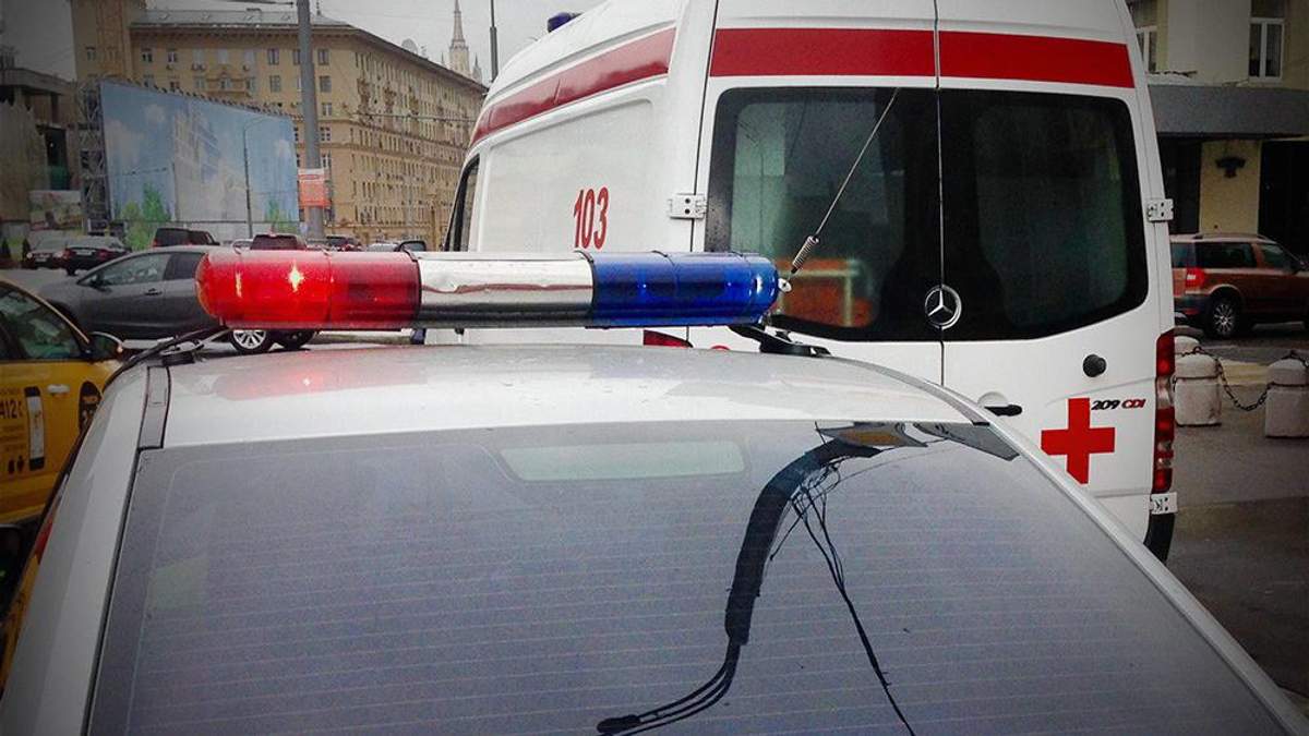 Громкое ДТП на известном украинском курорте: полицейский автомобиль протаранил "скорую"