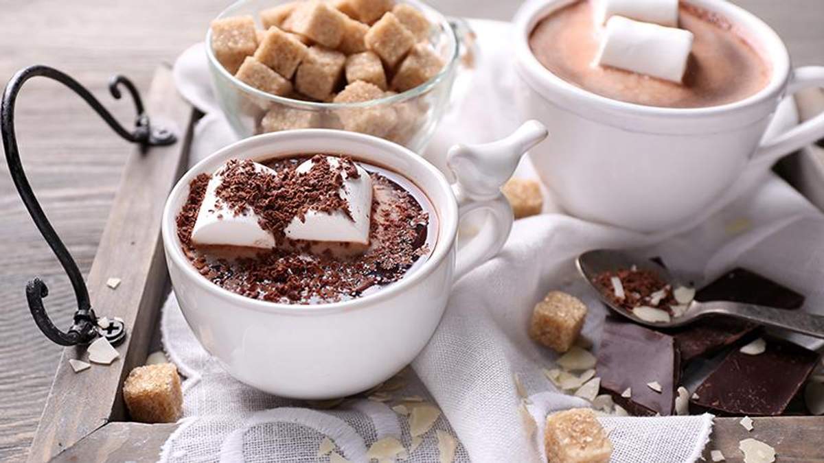 Чому гарячий шоколад потрібно пити взимку 