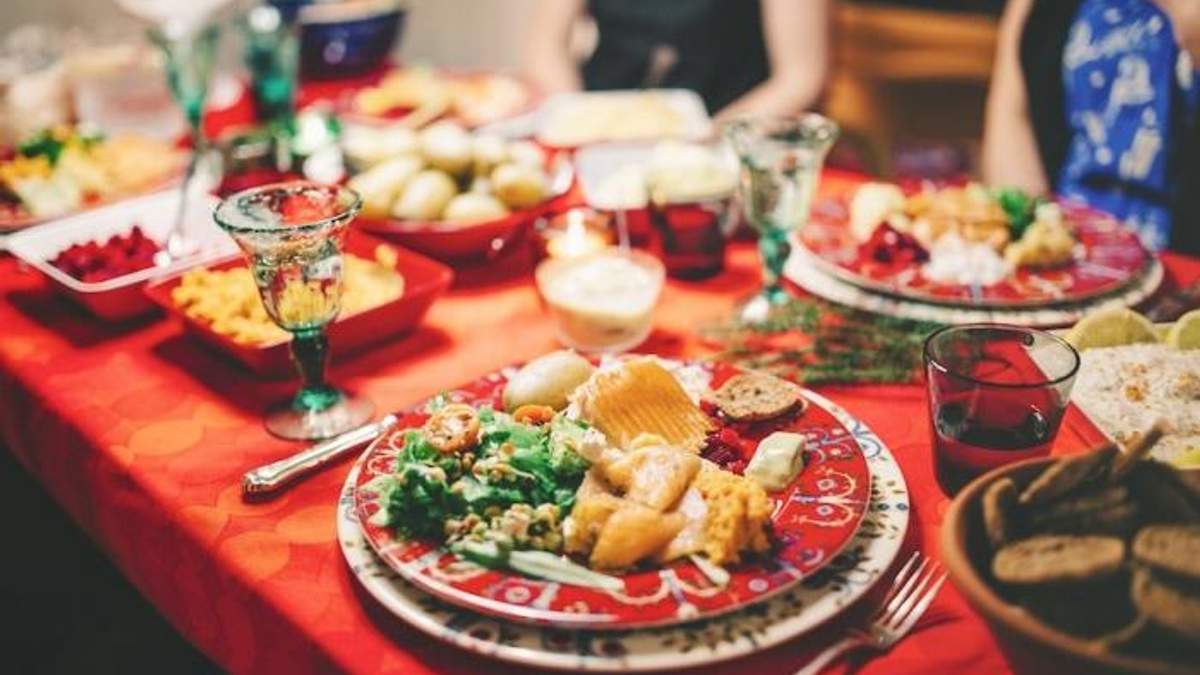 Холодец, курочка, оливье: сколько нужно времени, чтобы сжечь калории после праздничного стола