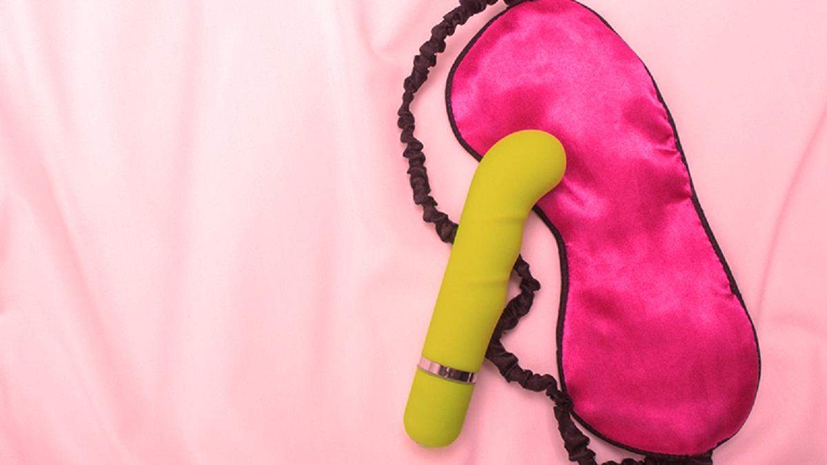 Как заботиться о своих секс-игрушках
