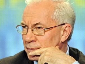 Азаров: Мы готовы установить медикам доплаты Азаров: Мы готовы установить медикам доплаты