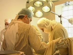 Запорожские медики провели шесть операций по пересадке органов за ночь Запорожские медики провели шесть операций по пересадке органов за ночь