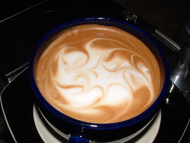 Кофе латте может повредить фигуре Кофе латте может повредить фигуре