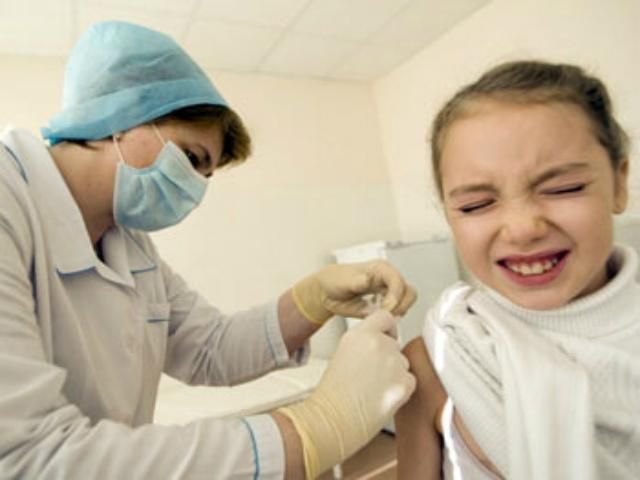 Медики: Вакцинуватися проти грипу дешевше, аніж хворіти
