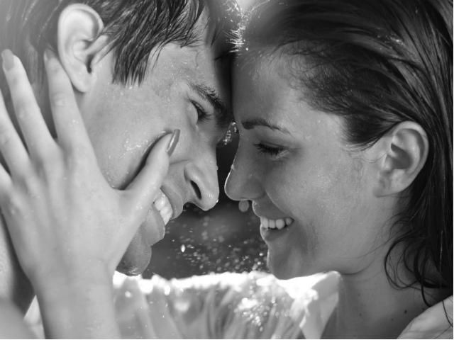 Мужчины манипулируют женщинами с помощью улыбки, - ученые Мужчины манипулируют женщинами с помощью улыбки, - ученые