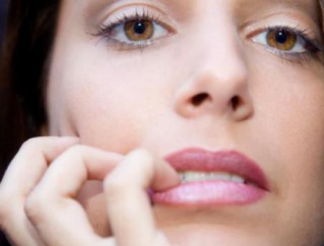 Чтобы не заразиться гриппом, нельзя прикасаться к лицу Чтобы не заразиться гриппом, нельзя прикасаться к лицу