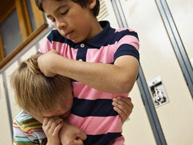 Насилие растет из-за высокого уровня агрессии в обществе, - эксперт Насилие растет из-за высокого уровня агрессии в обществе, - эксперт