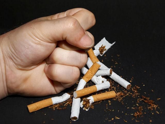 Людям удается бросить курить только с пятого раза