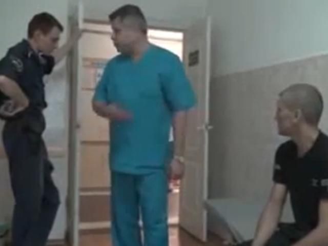 На Донеччині лікарі відмовилися перев'язувати арештанта