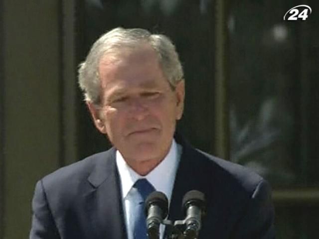 Джорджу Бушу зробили операцію на серці