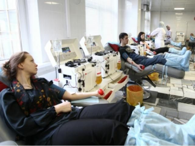 Российским гомосексуалистам хотят запретить сдавать кровь для донорства