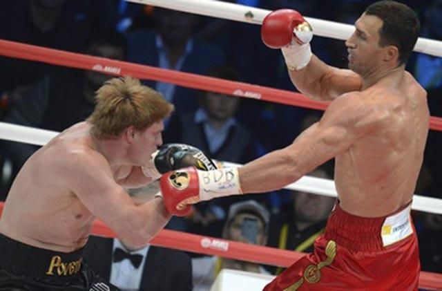 Один з глядачів помер під час бою Кличка-Повєткіна Один з глядачів помер під час бою Кличка-Повєткіна