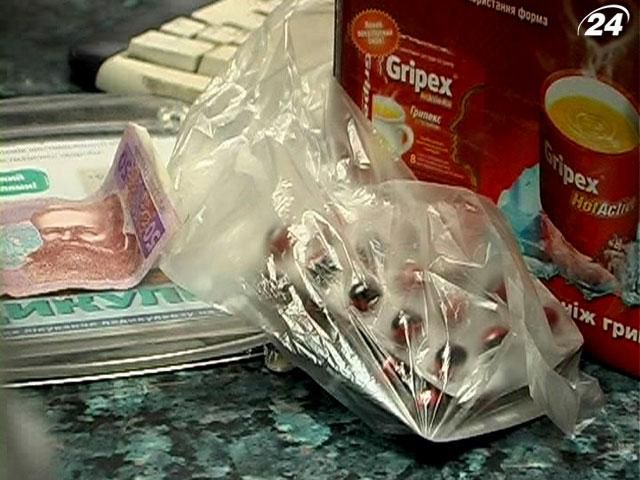 Ежегодно на медикаменты в Украине тратится 30 млрд гривен Ежегодно на медикаменты в Украине тратится 30 млрд гривен