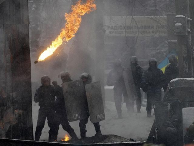 167 правоохоронців постраждали під час подій на Грушевського, - МВС 167 правоохоронців постраждали під час подій на Грушевського, - МВС