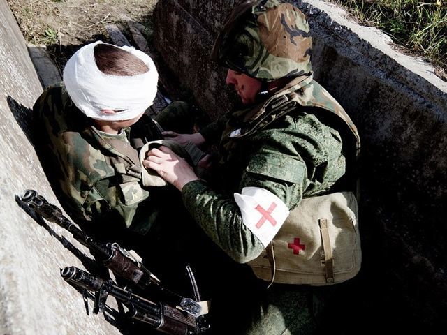 Україна розраховує отримати від США 300 тисяч сучасних аптечок для військовослужбовців Україна розраховує отримати від США 300 тисяч сучасних аптечок для військовослужбовців