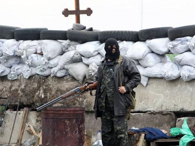 Терористи зруйнували протитуберкульозний диспансер Терористи зруйнували протитуберкульозний диспансер