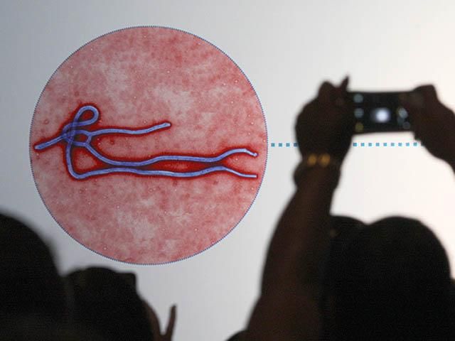 Поширення Еболи в Ліберії сповільнилося, але у сусідніх країнах "продовжує свої руйнівні дії" Поширення Еболи в Ліберії сповільнилося, але у сусідніх країнах "продовжує свої руйнівні дії"