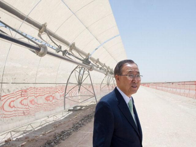 Пан Ги Мун надеется, что Эболу преодолеют через полгода Пан Ги Мун надеется, что Эболу преодолеют через полгода