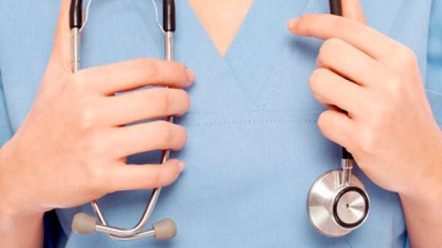 К Савченко до сих пор не пускают украинских врачей К Савченко до сих пор не пускают украинских врачей