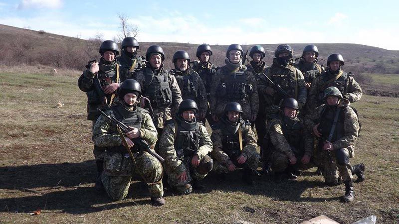 Медикам на передовой нужна помощь