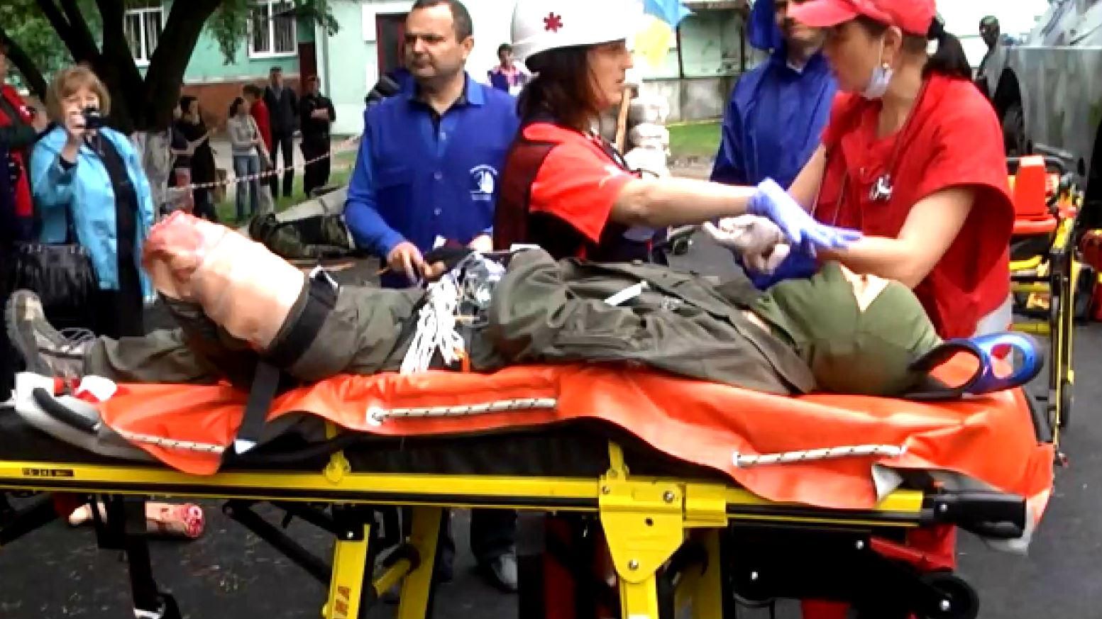 Реалистичный чемпионат "скорых" провели в Тернополе Реалистичный чемпионат "скорых" провели в Тернополе