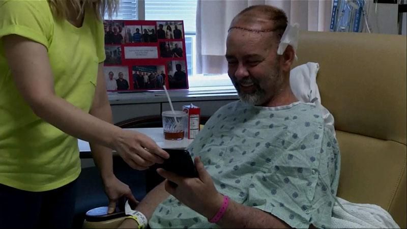 Сенсация в медицине: впервые в истории провели сложнейшую операцию на голову Сенсация в медицине: впервые в истории провели сложнейшую операцию на голову