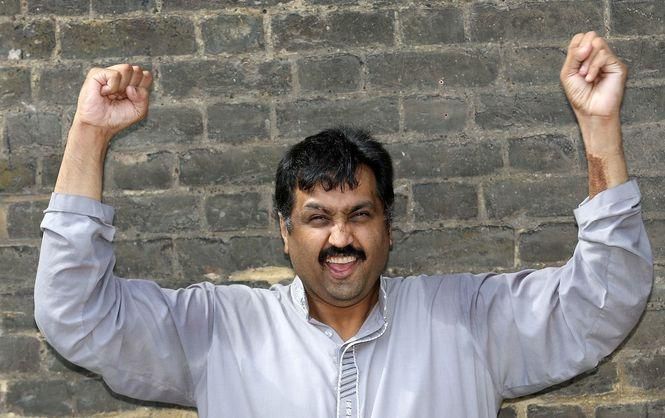 Врачи пришили мужчине искусственный пенис с кнопкой Врачи пришили мужчине искусственный пенис с кнопкой