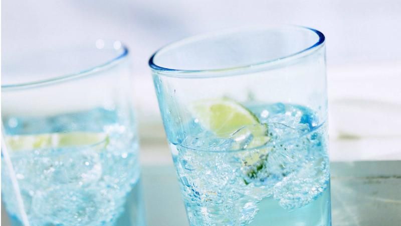 Вчені придумали ефективну водяну дієту Вчені придумали ефективну водяну дієту