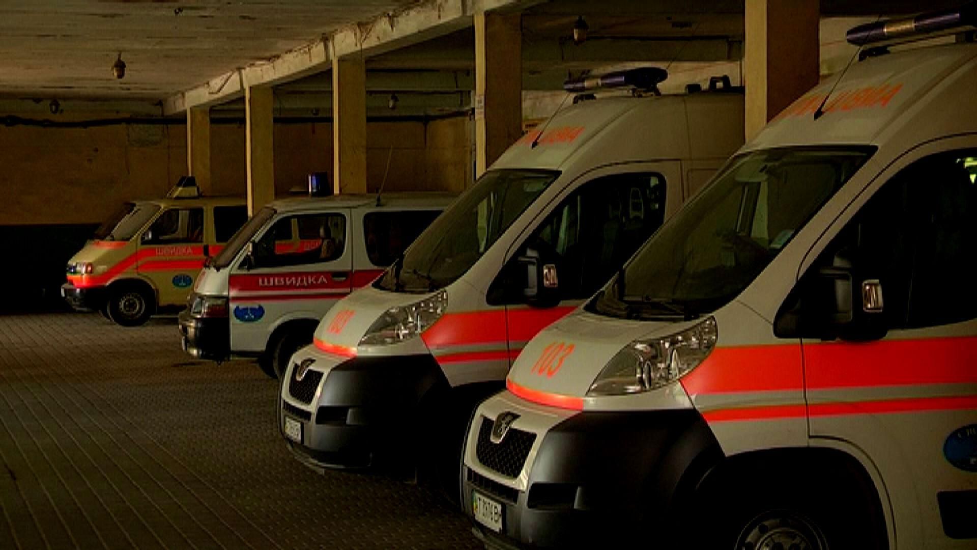 Пьяные медики приехали на вызов к больному ребенку Пьяные медики приехали на вызов к больному ребенку