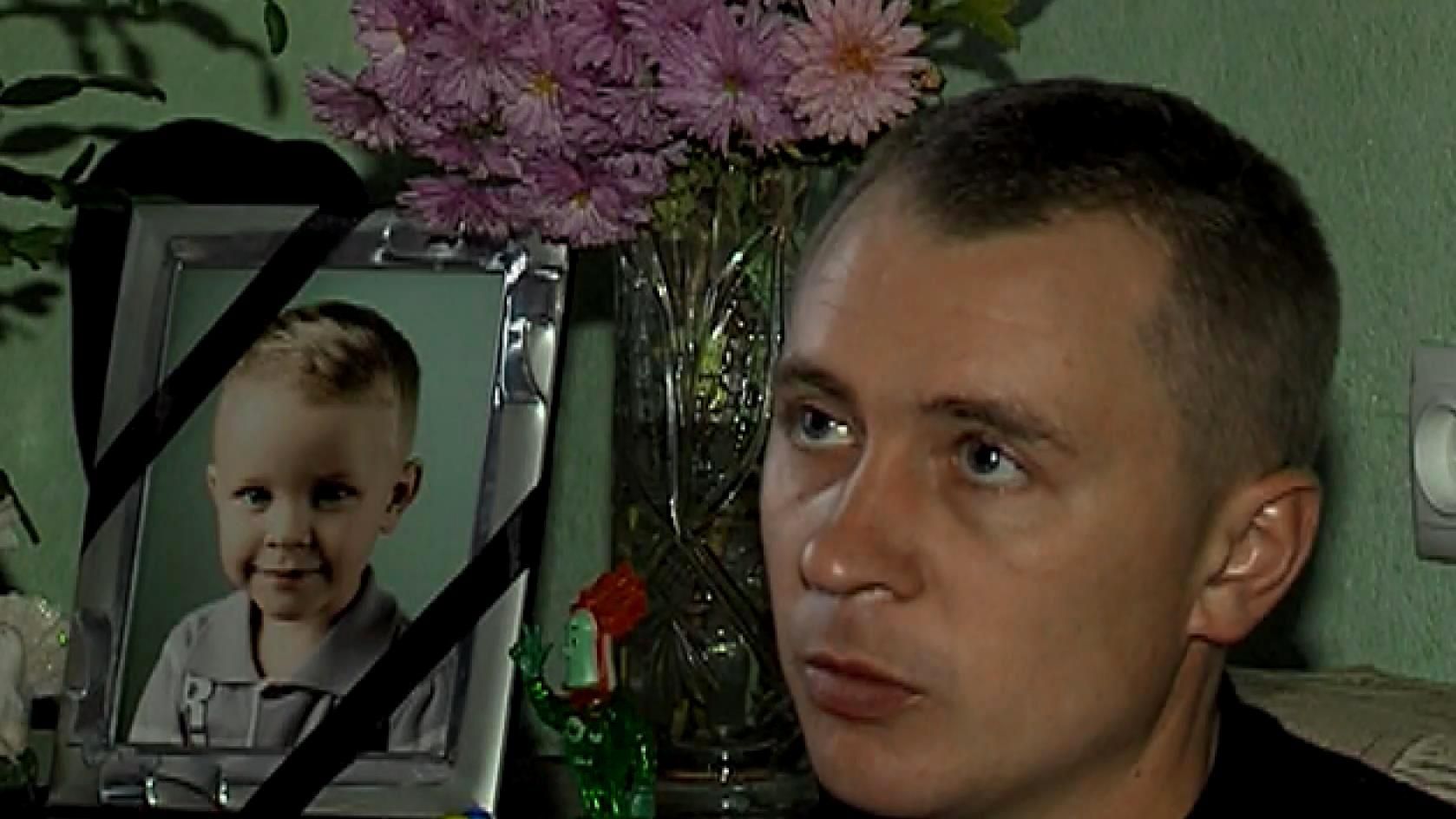 Лікаря, винного у смерті дитини, хочуть "відмазати" від покарання Лікаря, винного у смерті дитини, хочуть "відмазати" від покарання