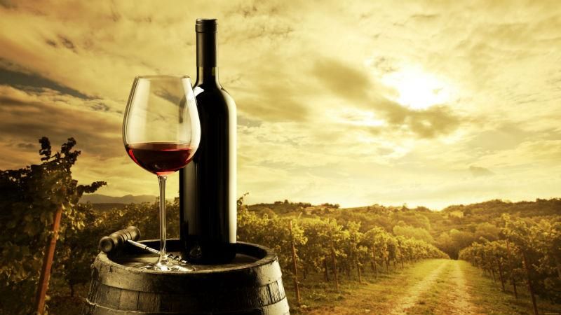 5 найпоширених міфів про вино