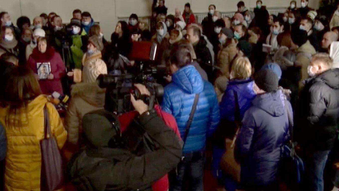 Скандального лікаря-вбивцю хотіли поновити на роботі Скандального лікаря-вбивцю хотіли поновити на роботі