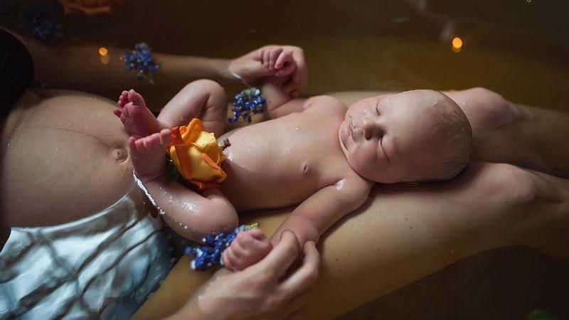 Впечатляющий фотопроект о красоте материнства