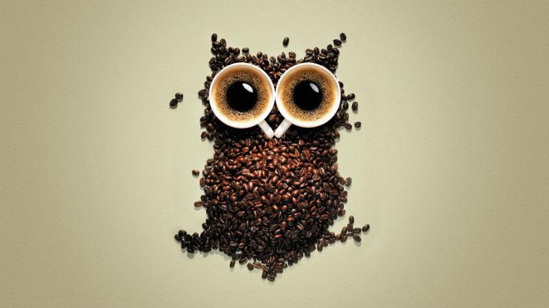 Вчені з'ясували, чому пити каву зранку шкідливо