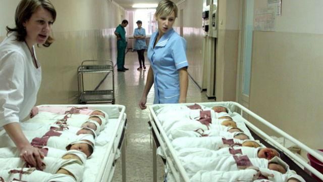 В окупації різко зростає смертність дітей В окупації різко зростає смертність дітей