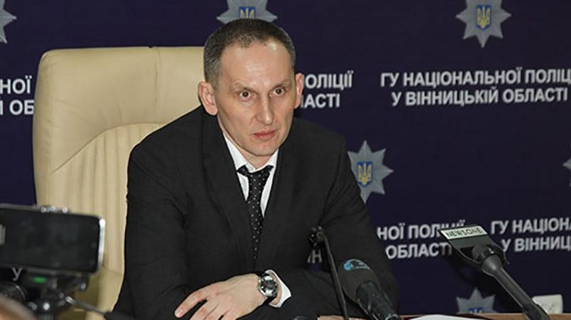 Экс-руководителя винницкой полиции забрала скорая Экс-руководителя винницкой полиции забрала скорая