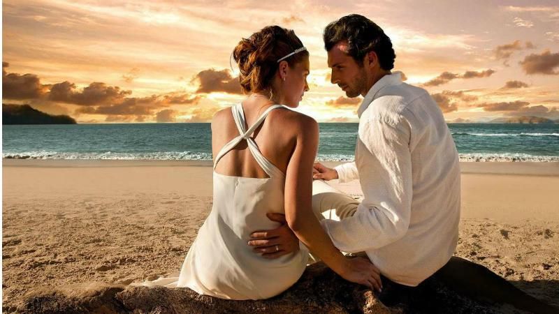 Вчені розповіли, у кого закохуються багаті чоловіки і жінки Вчені розповіли, у кого закохуються багаті чоловіки і жінки