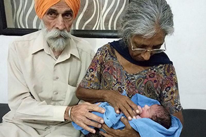 70-річна жінка в Індії вперше стала матір'ю