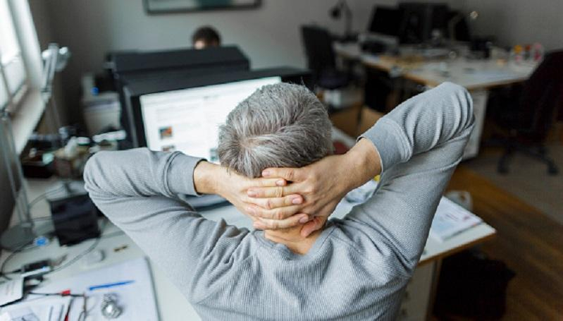 Кардиологи рассказали, сколько часов в день можно сидеть