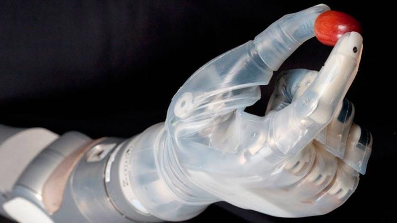 Бойцам АТО впервые в Украине установили бионические протезы Бойцам АТО впервые в Украине установили бионические протезы