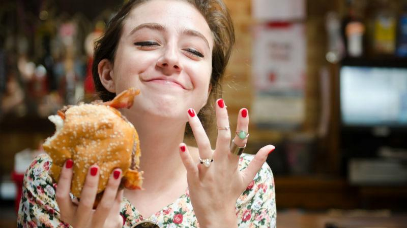 Как выглядят самые дорогие бургеры мира: вы будете удивлены