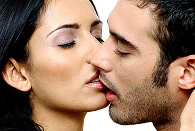 Поцелуи на ночь укрепляют иммунитет