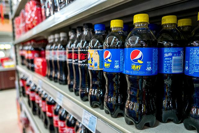 Сладкие газированные напитки вредят легким