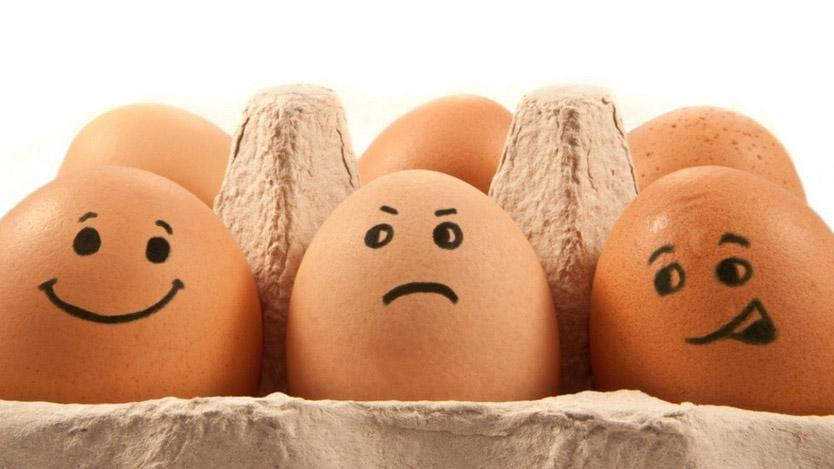 Пищевой секонд-хенд: украинцы от безысходности все чаще покупают просроченные продукты