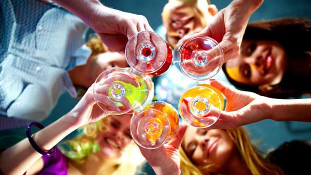 Топ шесть продуктов, которые облегчают утреннее похмелье