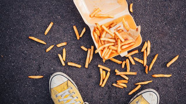 Действительно ли можно употреблять пищу, которая пролежала на полу несколько секунд