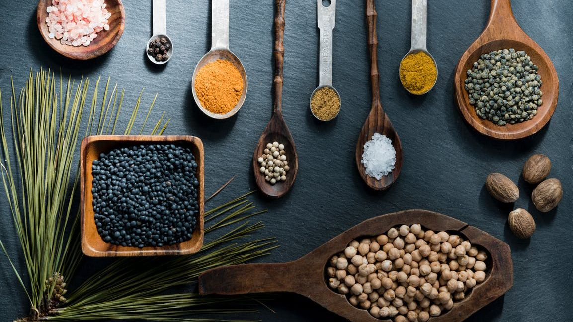 Ученые определили специю, которая омолаживает и способствует похудению