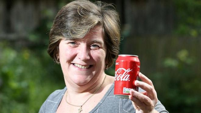 Британка похудела на четыре размера, отказавшись от сладкого напитка