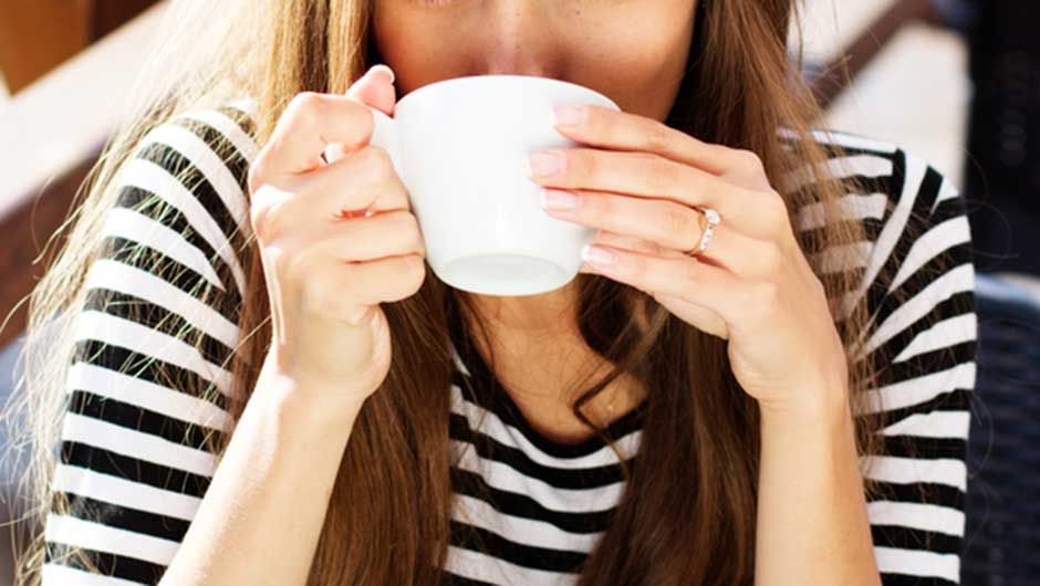 Поєднання фаст-фуду та кави небезпечне для здоров’я, – вчені