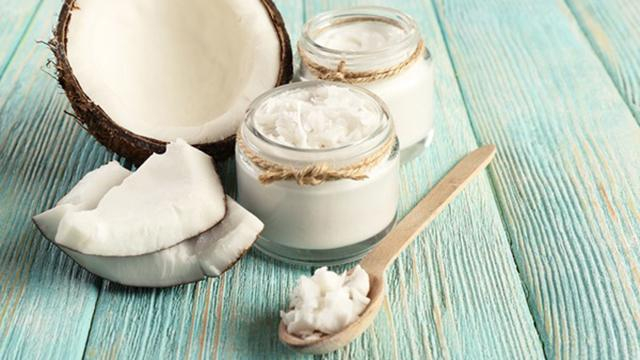 Кокосовое масло вредно, как и сливочное, – эксперты